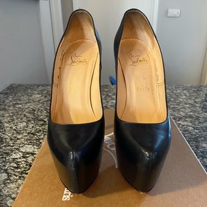 Christian Louboutin daffodile